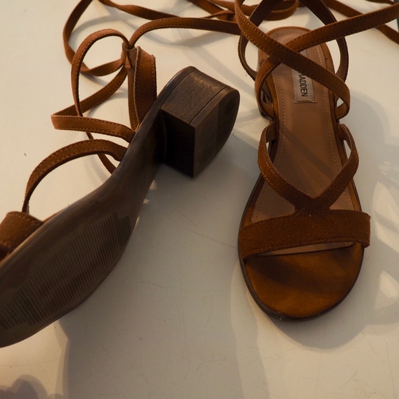 Like New! Steve Madden Abagael Lace Up Heels - Picture 6 of 8